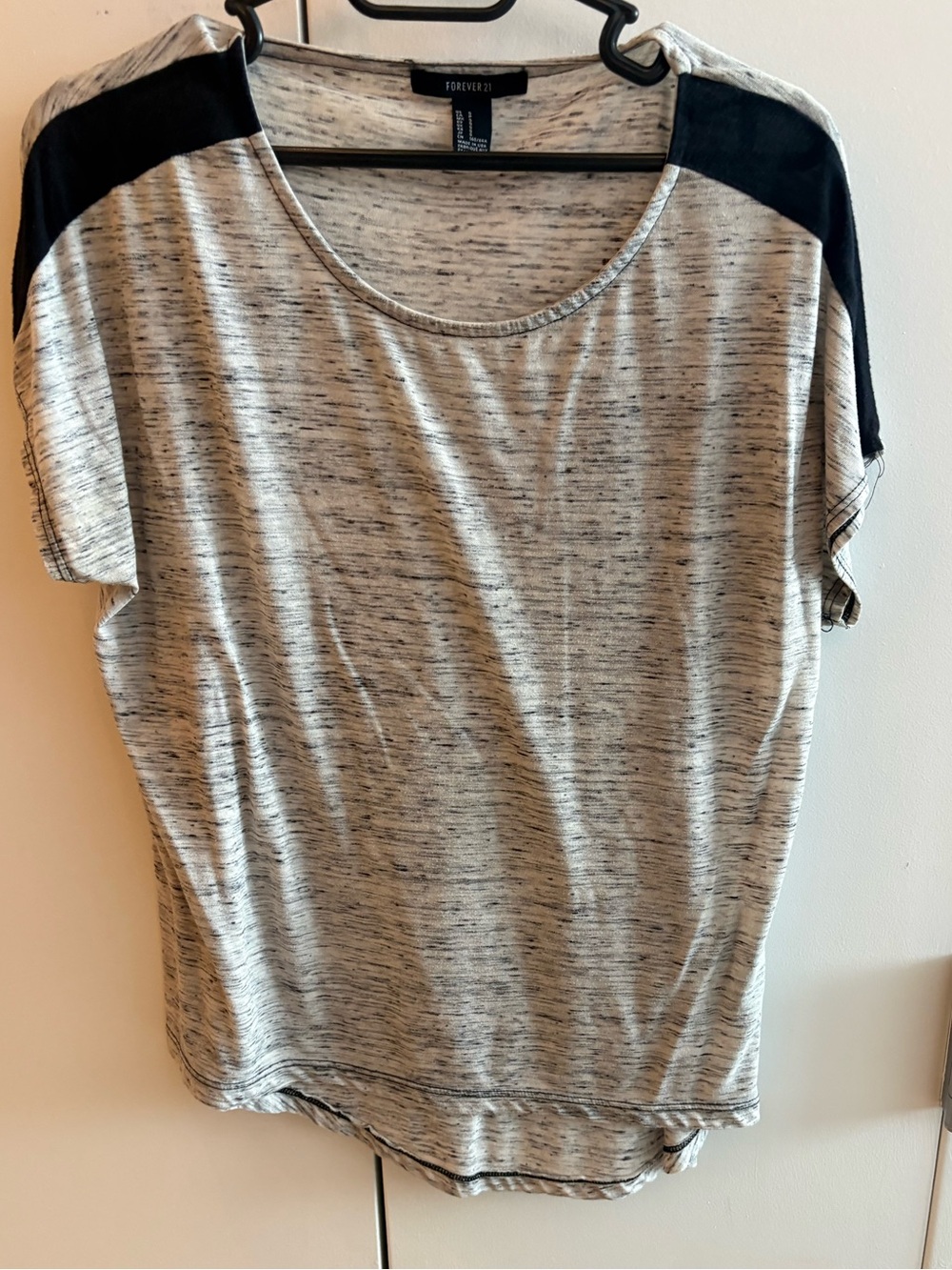 Forever 21 Heathered Gray Short Sleeve Tee with Black Shoulder Panels